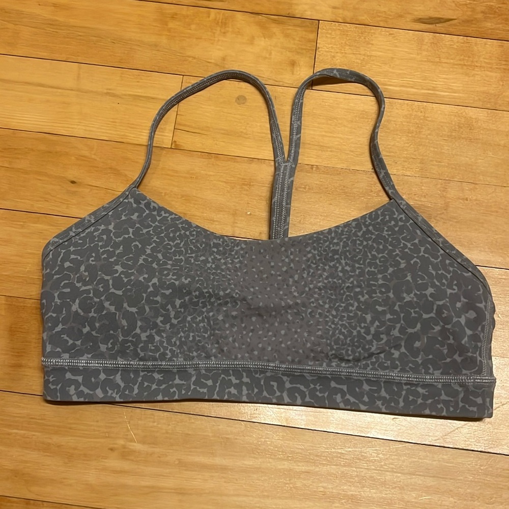 Lululemon Flow Y bra, size 10